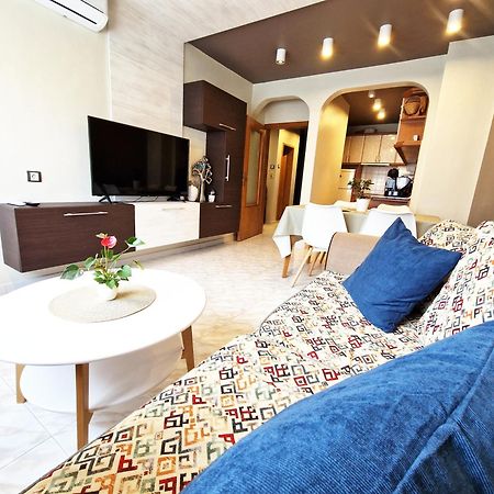 Central Apartment - Spacious Designer Property In Стара Загора Екстериор снимка