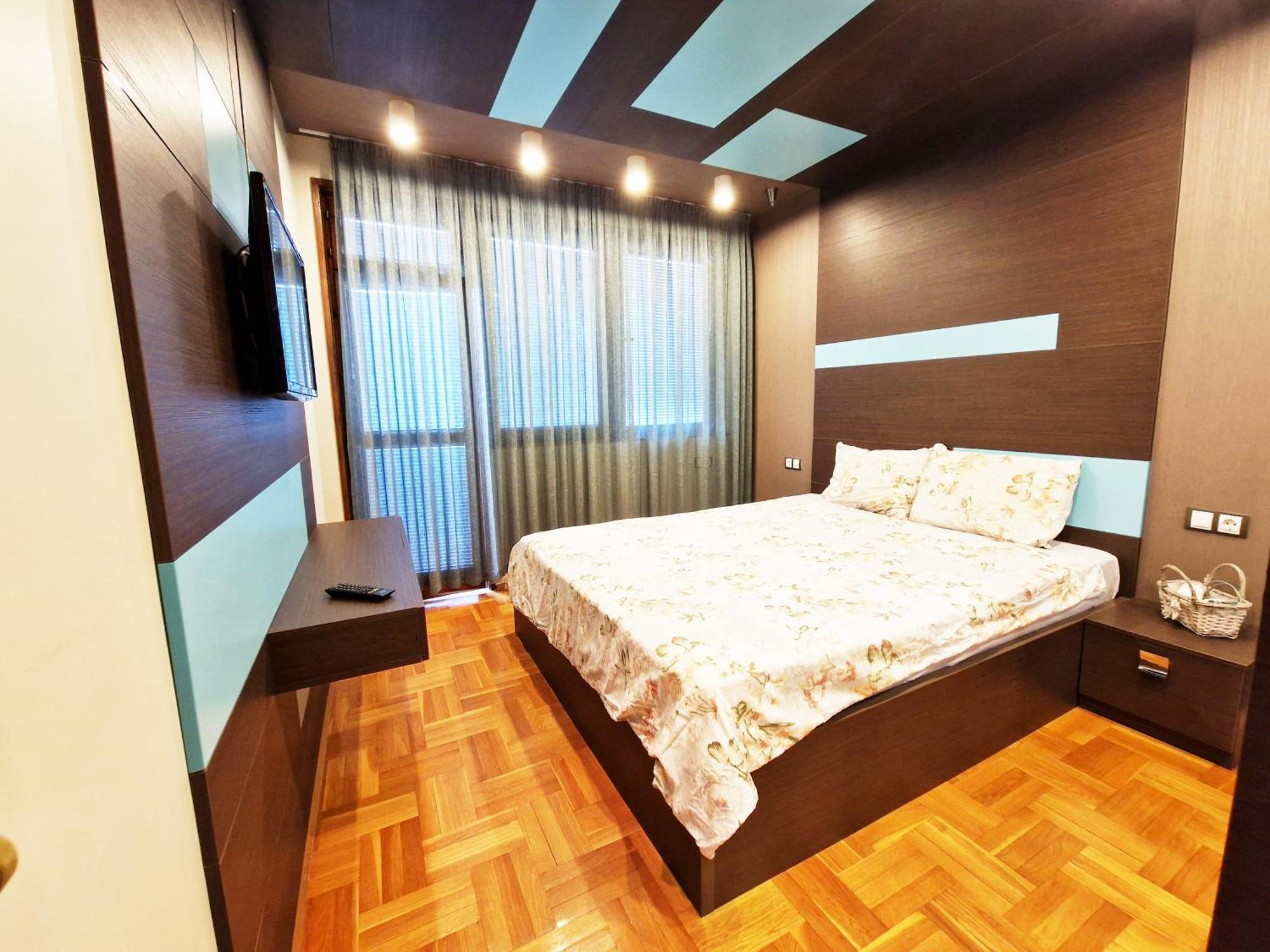 Central Apartment - Spacious Designer Property In Стара Загора Екстериор снимка